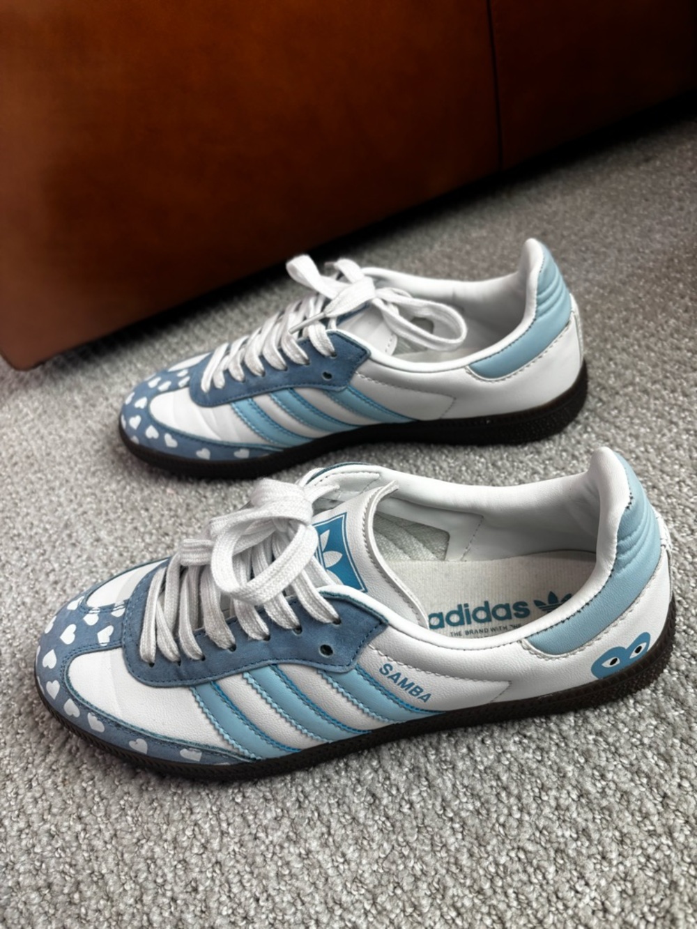 Comme Des Garçons Play Shoes Adidas Heart Samba - Picture 4 of 6